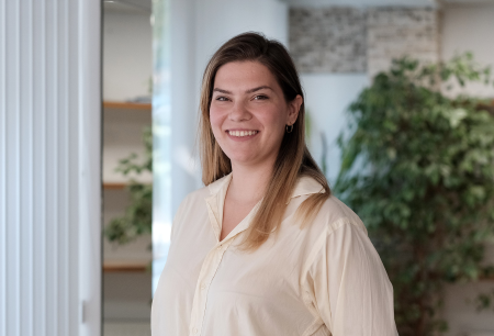 WEB_kiss_alexandra02